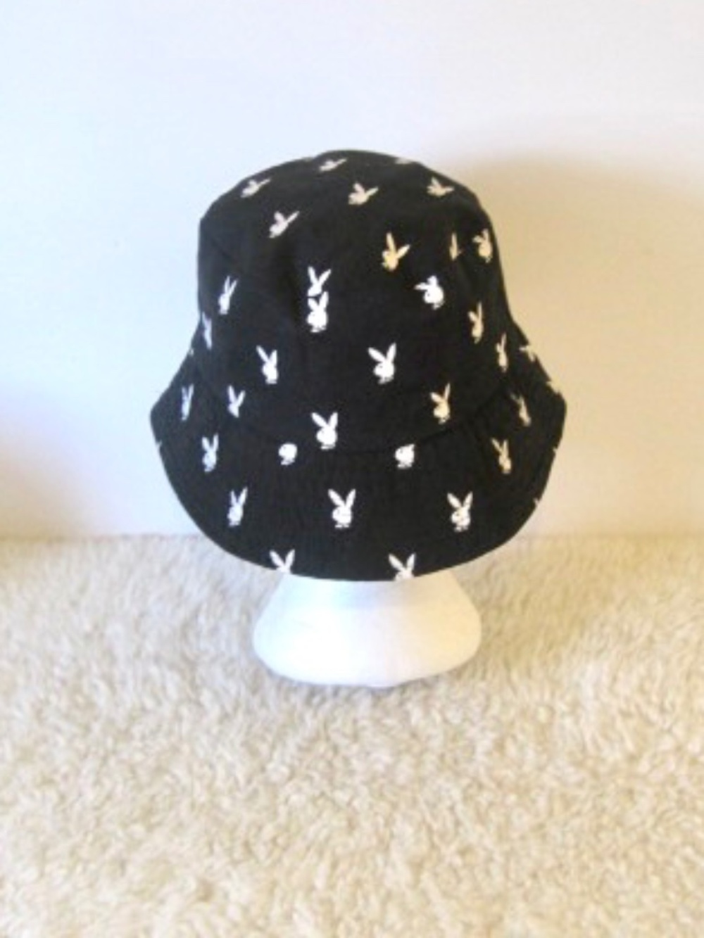 Playboy Rabbit Head Logo Bucket Hat - Picture 4 of 8